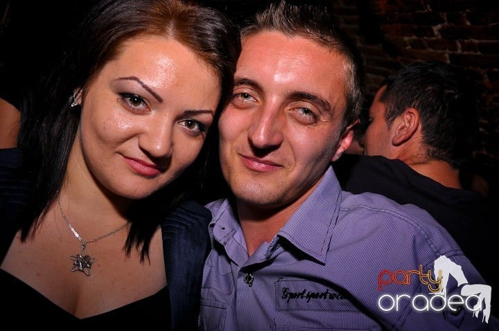 Noapte de distracţie în Escape, 