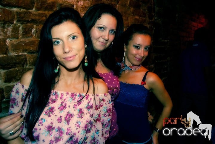 Noapte de distracţie în Escape, 