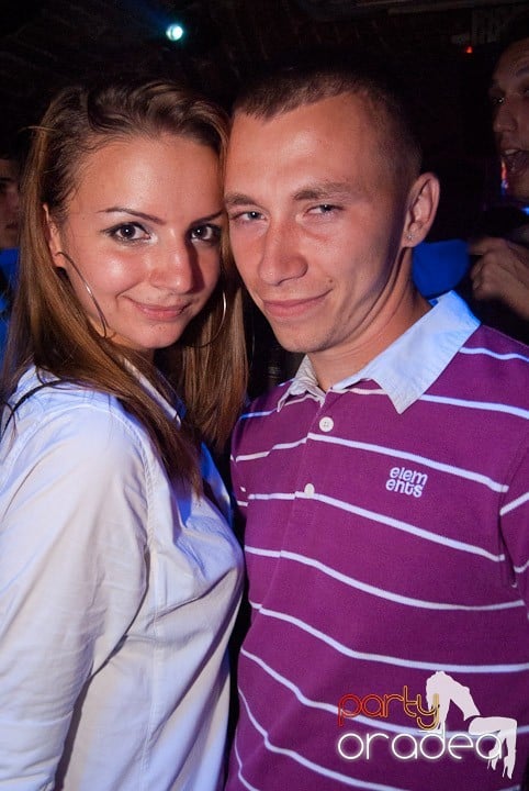 Noapte de distracţie în Escape, 