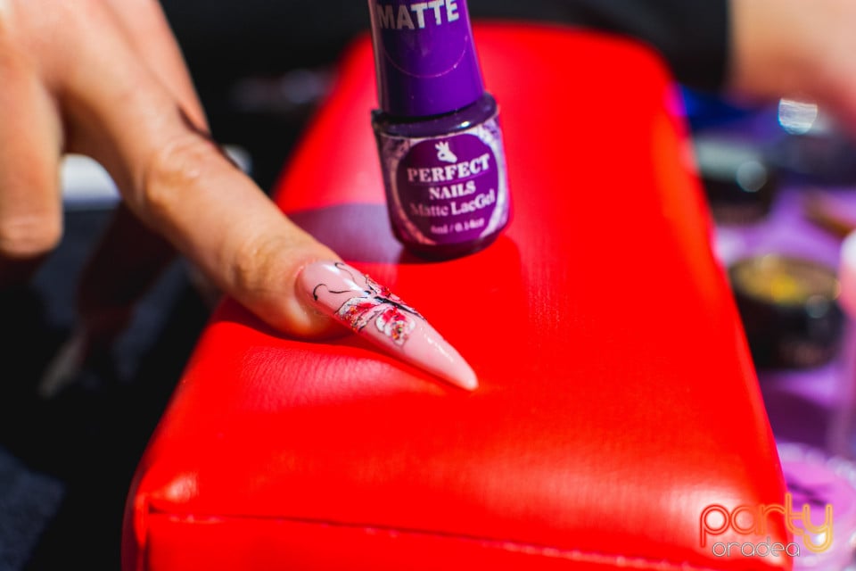 Noutăţi şi tendinţe în materie de beauty by Estetika Profesional, Lotus Center