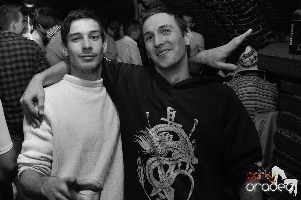 O nouă petrecere studenţească tip NMD, 