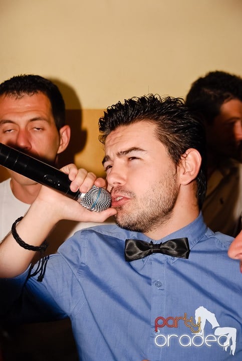 O seară cu cântec la Yellow Submarine, 