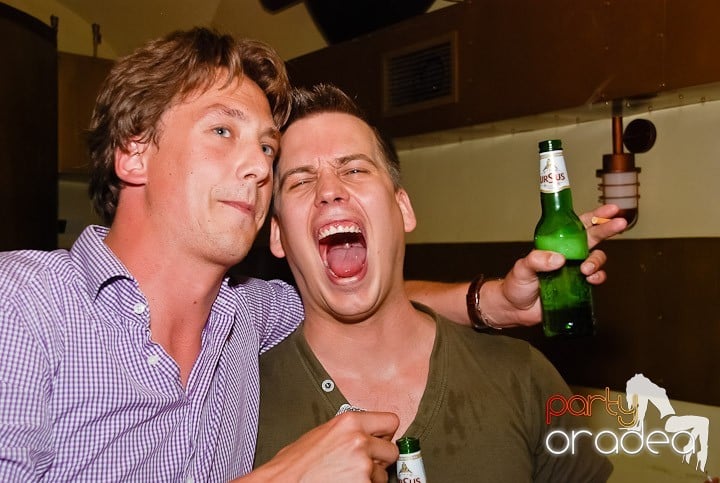 O seară cu cântec la Yellow Submarine, 