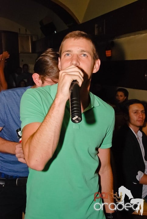 O seară cu cântec la Yellow Submarine, 