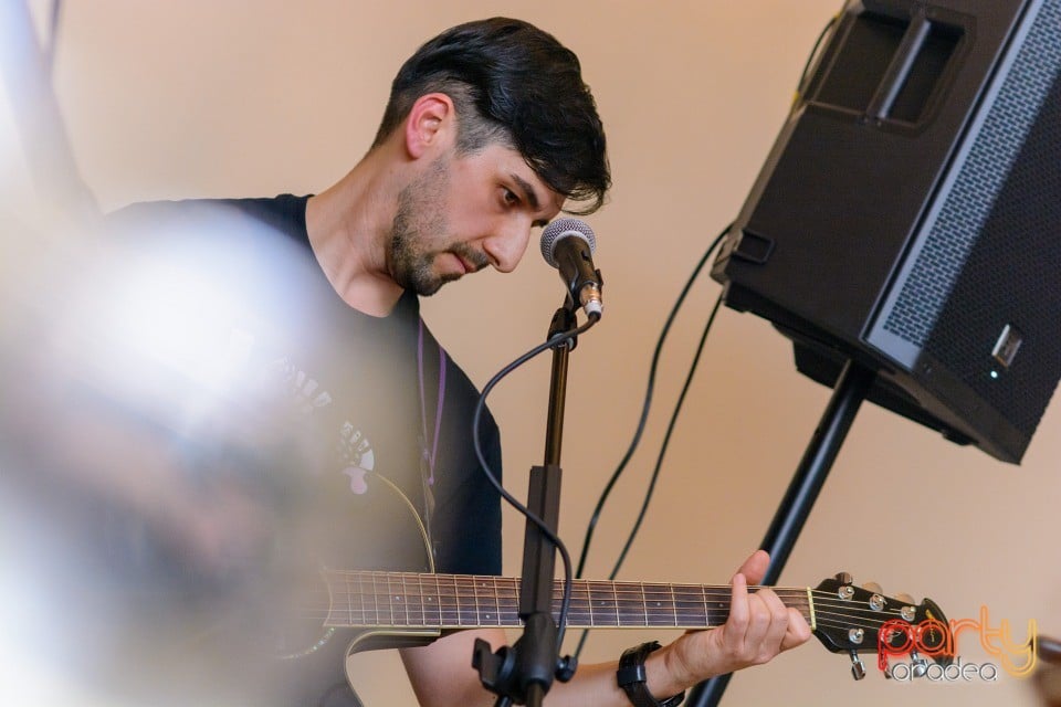 O seară cu muzică folk, Restaurant Gentil