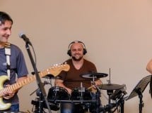 O seară cu muzică folk