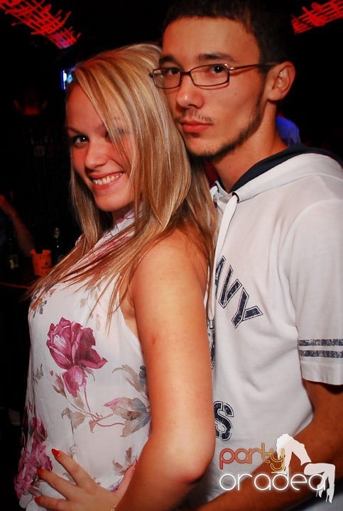 O zi obişnuită în Escape - party la maxim!, 