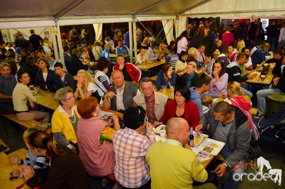 Oktoberfest la Hotel Ramada, Terasa The Hub, Hotel Ramada