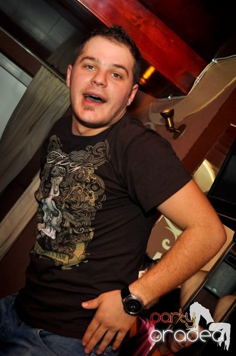 Old School party continuă!, 