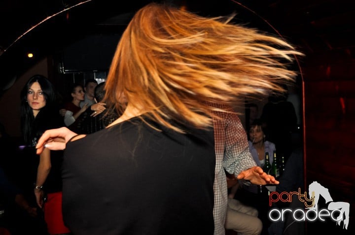 Old School party continuă!, 