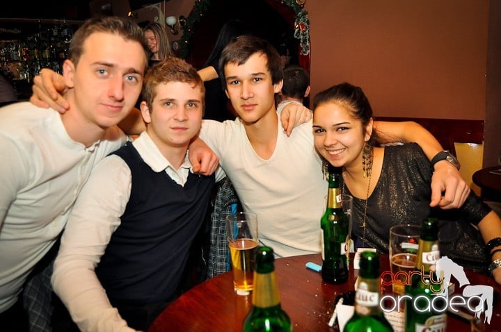 Old School party continuă!, 