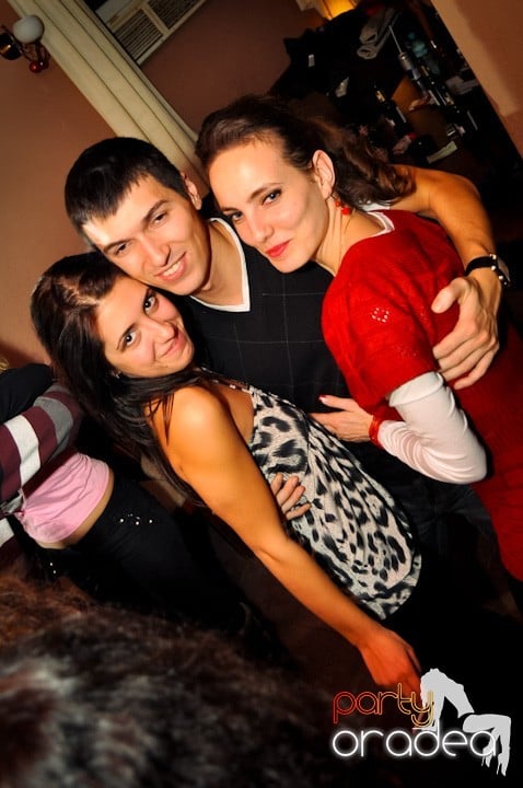 Old School party continuă!, 