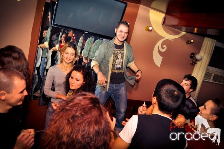 Old School party continuă!, 