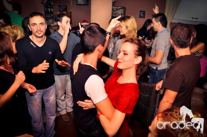 Old School party continuă!, 