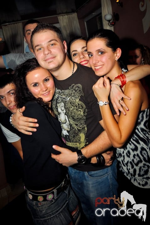 Old School party continuă!, 