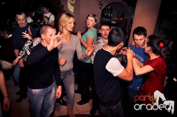 Old School party continuă!, 