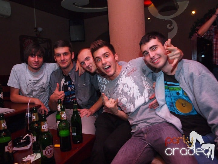 Old School Party în Chanson, 