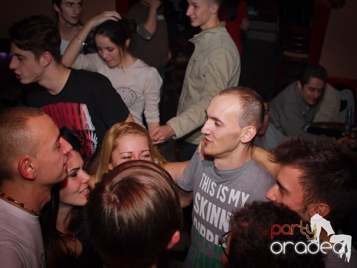 Old School Party în Chanson, 