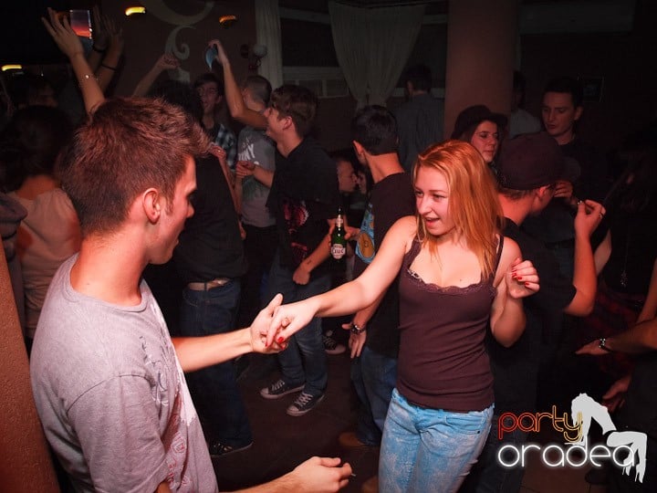 Old School Party în Chanson, 