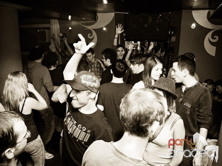 Old School Party în Chanson, 