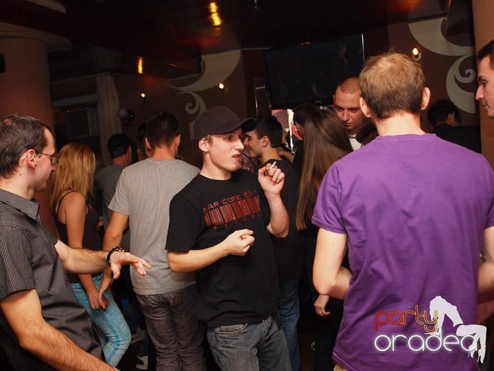 Old School Party în Chanson, 