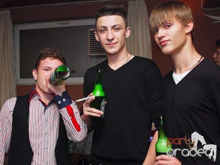 Old School Party în Chanson, 