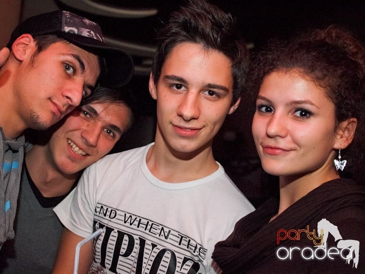 Old School Party în Chanson, 