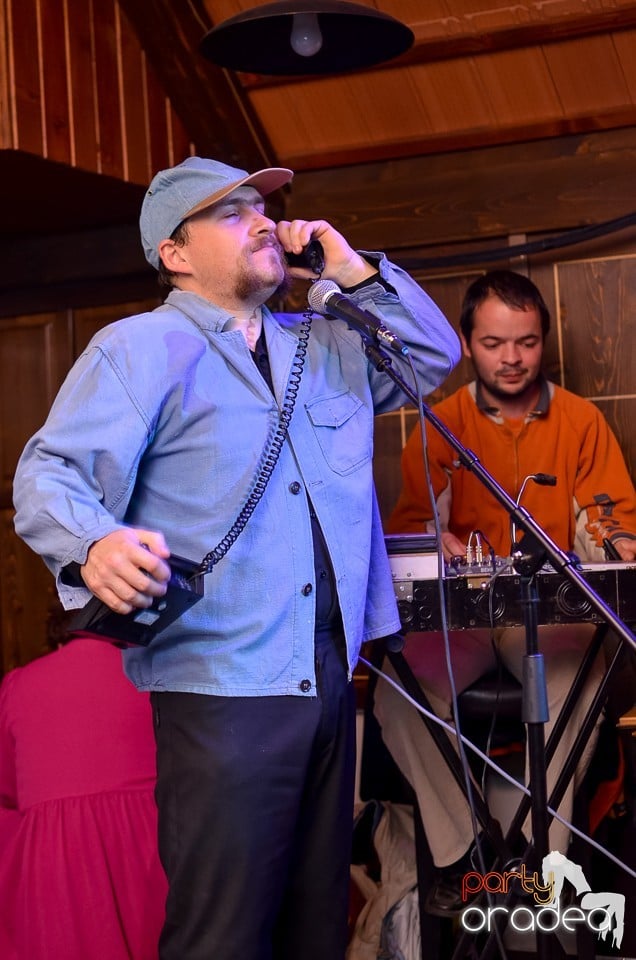 Open Stage în Queen's, Queen's Music Pub