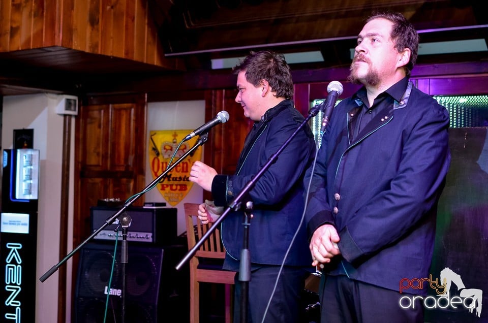 Open Stage în Queen's, Queen's Music Pub