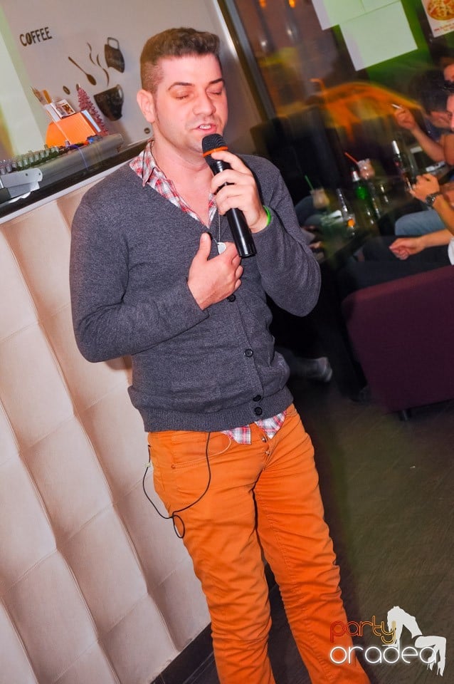 Orădenii cântă în Blondy's Art Café, 