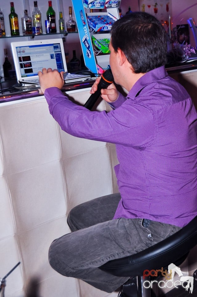 Orădenii cântă în Blondy's Art Café, 