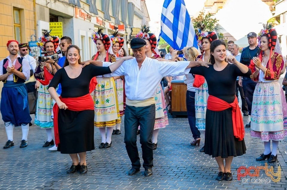 Paradă populară, Oradea