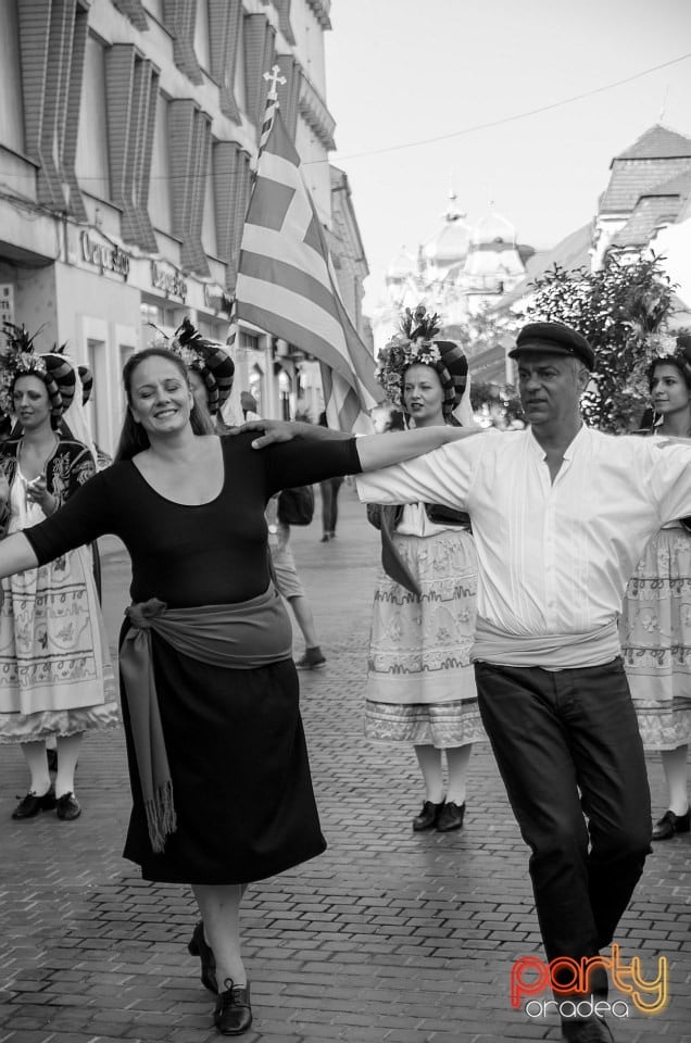 Paradă populară, Oradea