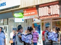 Paradă populară