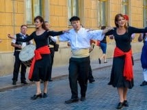 Paradă populară