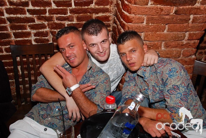 Party All Night @ Club Escape, 