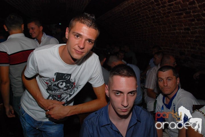 Party All Night @ Club Escape, 