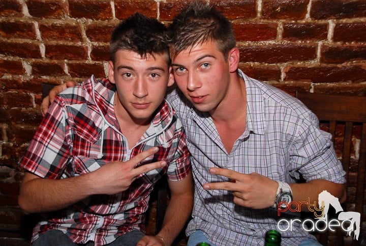 Party All Night @ Club Escape, 