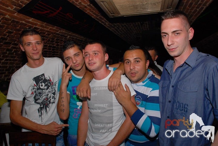 Party All Night @ Club Escape, 