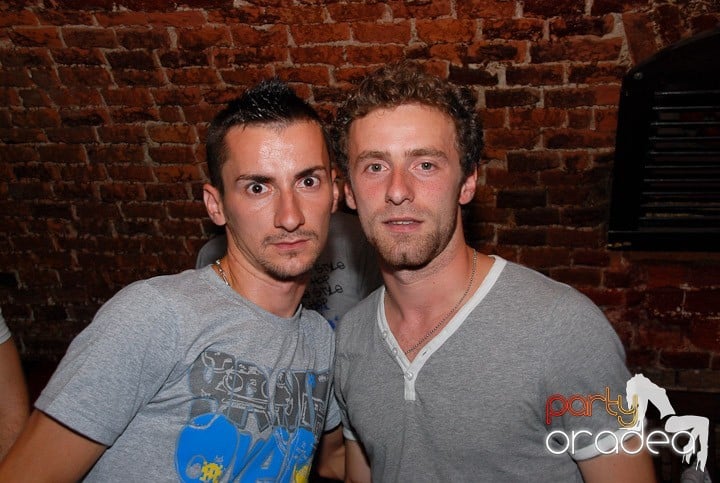 Party All Night @ Club Escape, 