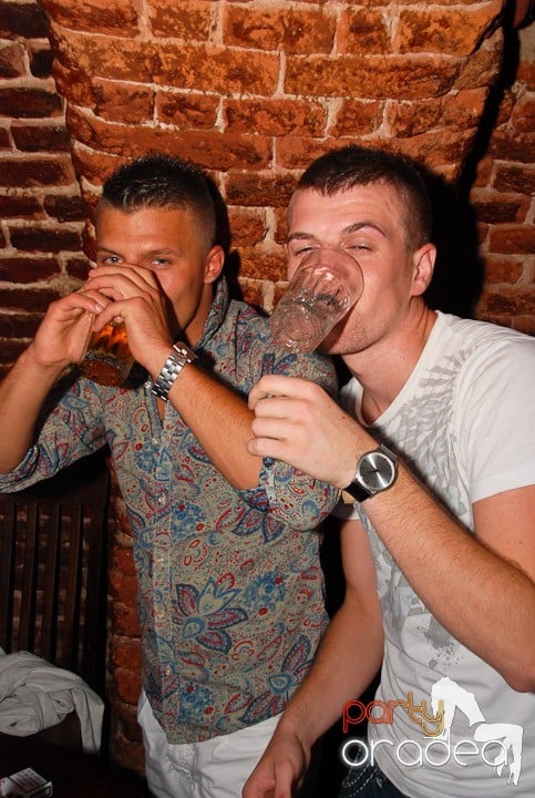 Party All Night @ Club Escape, 