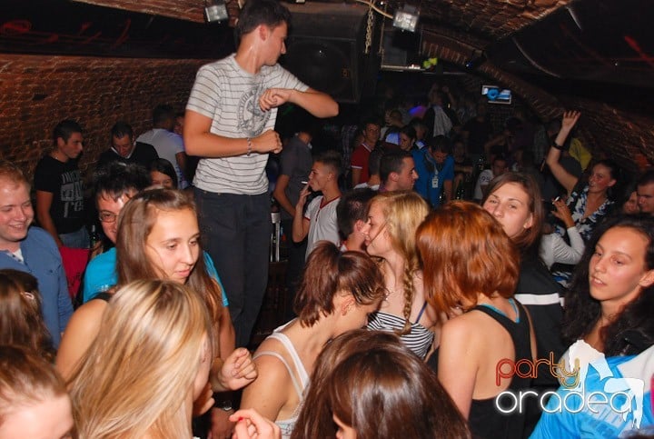 Party All Night @ Club Escape, 