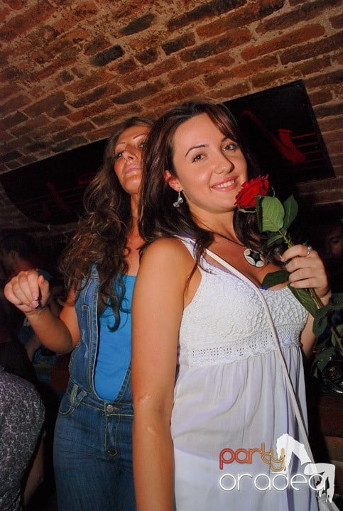 Party All Night @ Club Escape, 