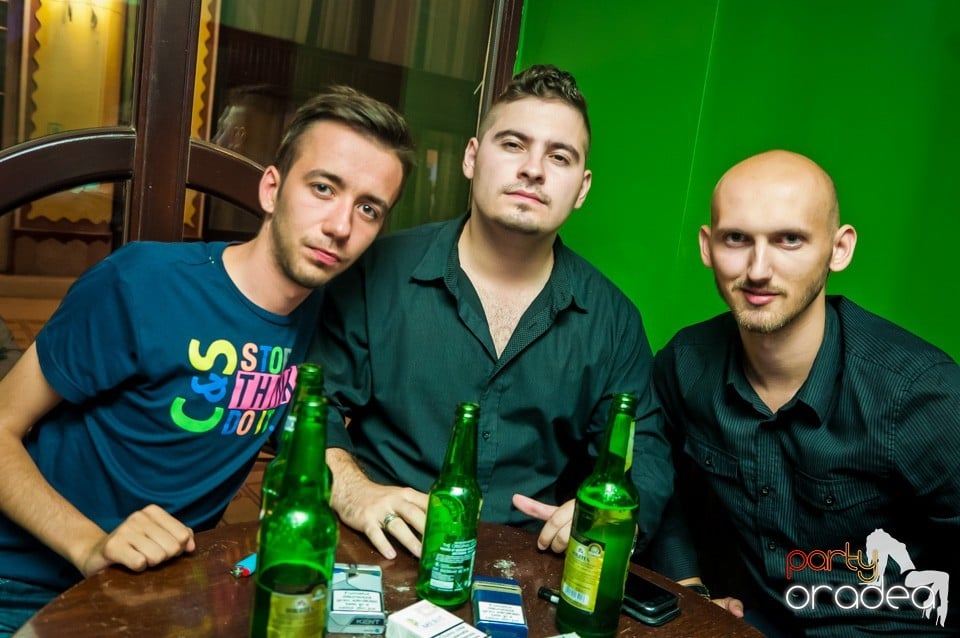Party all night, Green Pub
