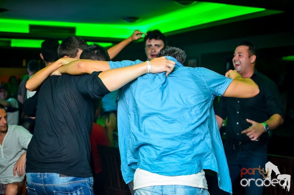 Party all night, Green Pub