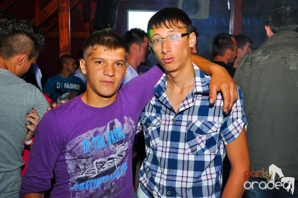 Party cu Peat Jr în Disco Faház, 