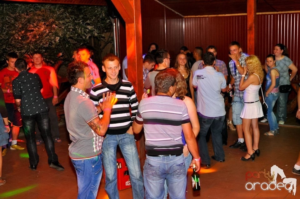 Party cu Peat Jr în Disco Faház, 