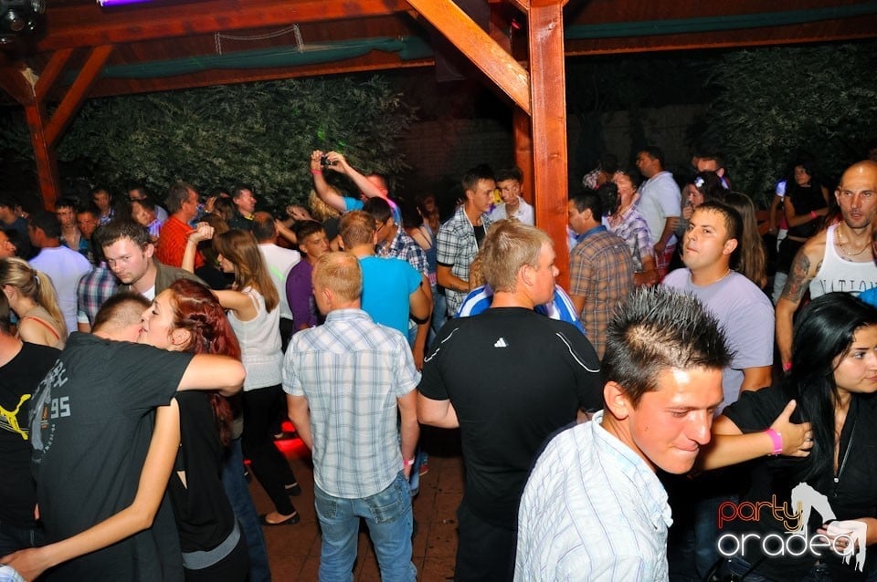 Party cu Peat Jr în Disco Faház, 