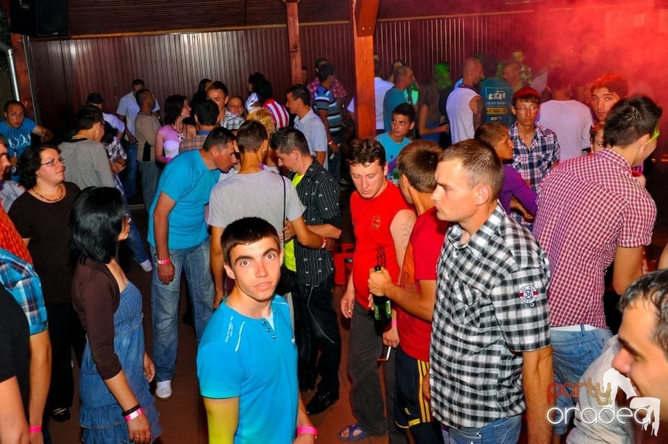 Party cu Peat Jr în Disco Faház, 