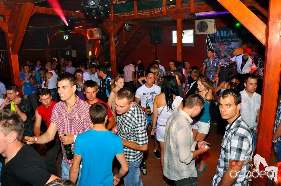 Party cu Peat Jr în Disco Faház, 